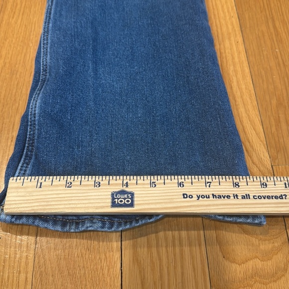 Old Navy women’s extra high -rise flare jeans size 14 . - Picture 7 of 10